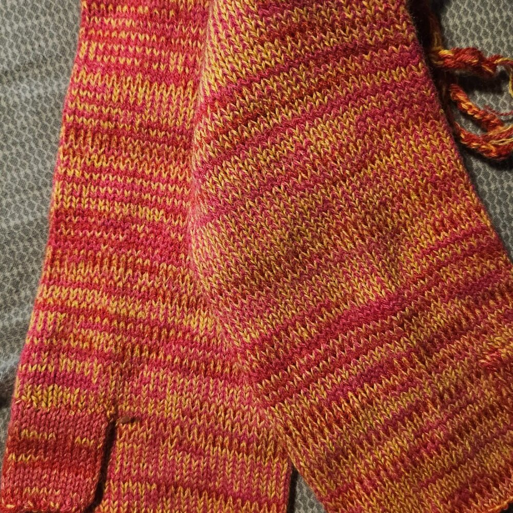 Gloves - Picture 4 of 4